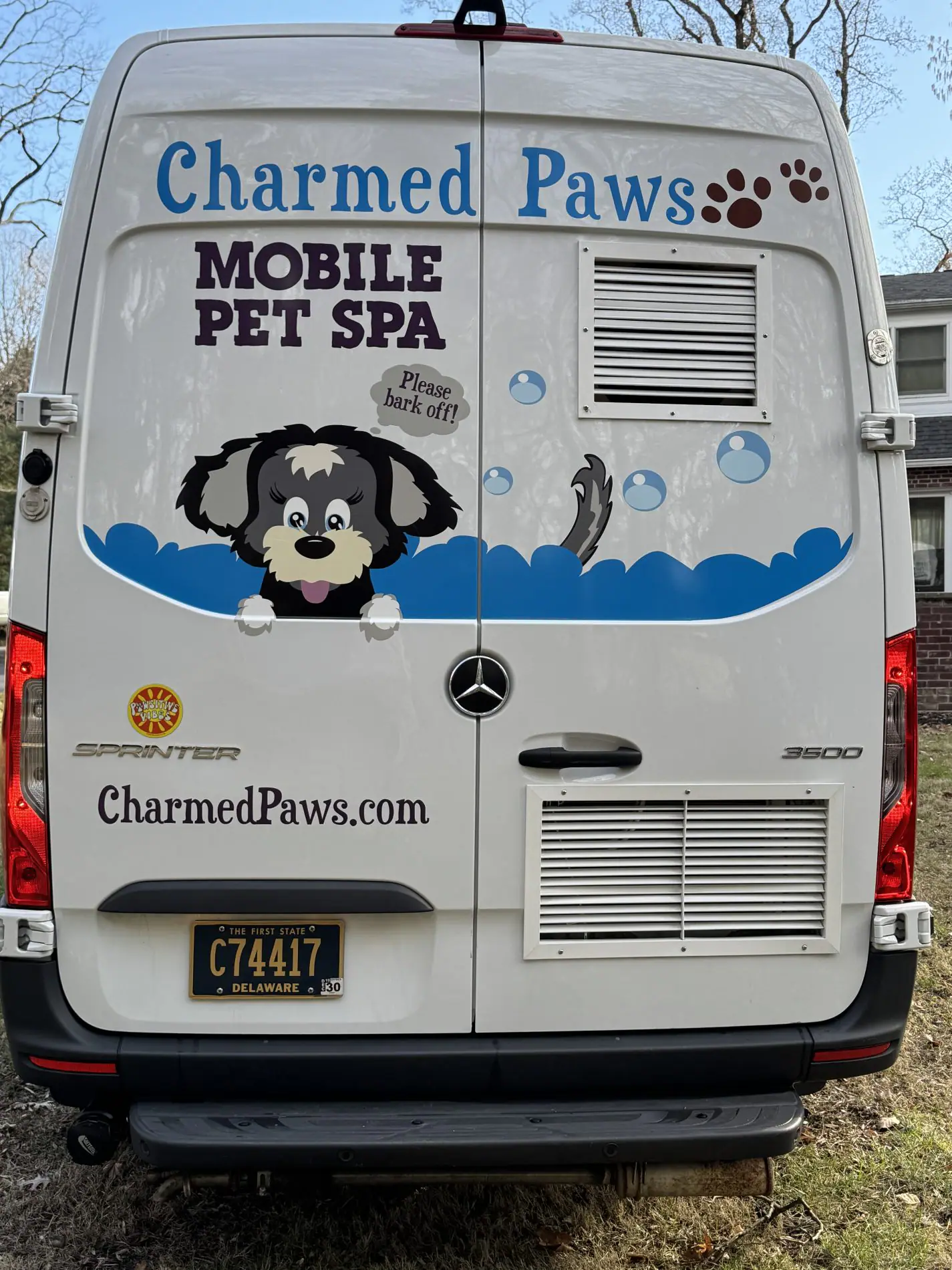 Promotional image for one-on-one cage-free mobile grooming