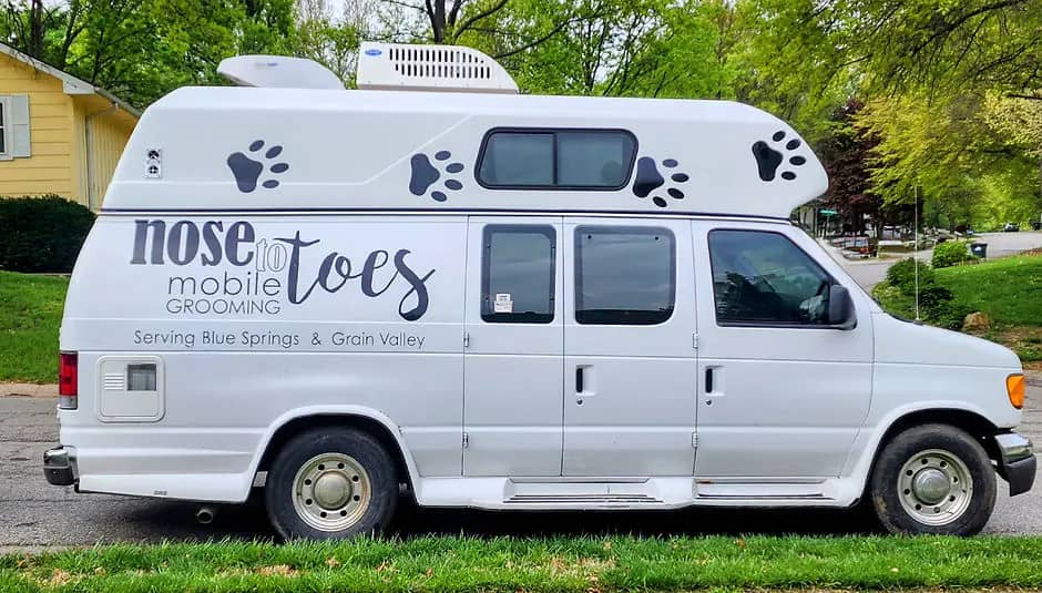 Nose To Toes Mobile Grooming van parked for mobile grooming service